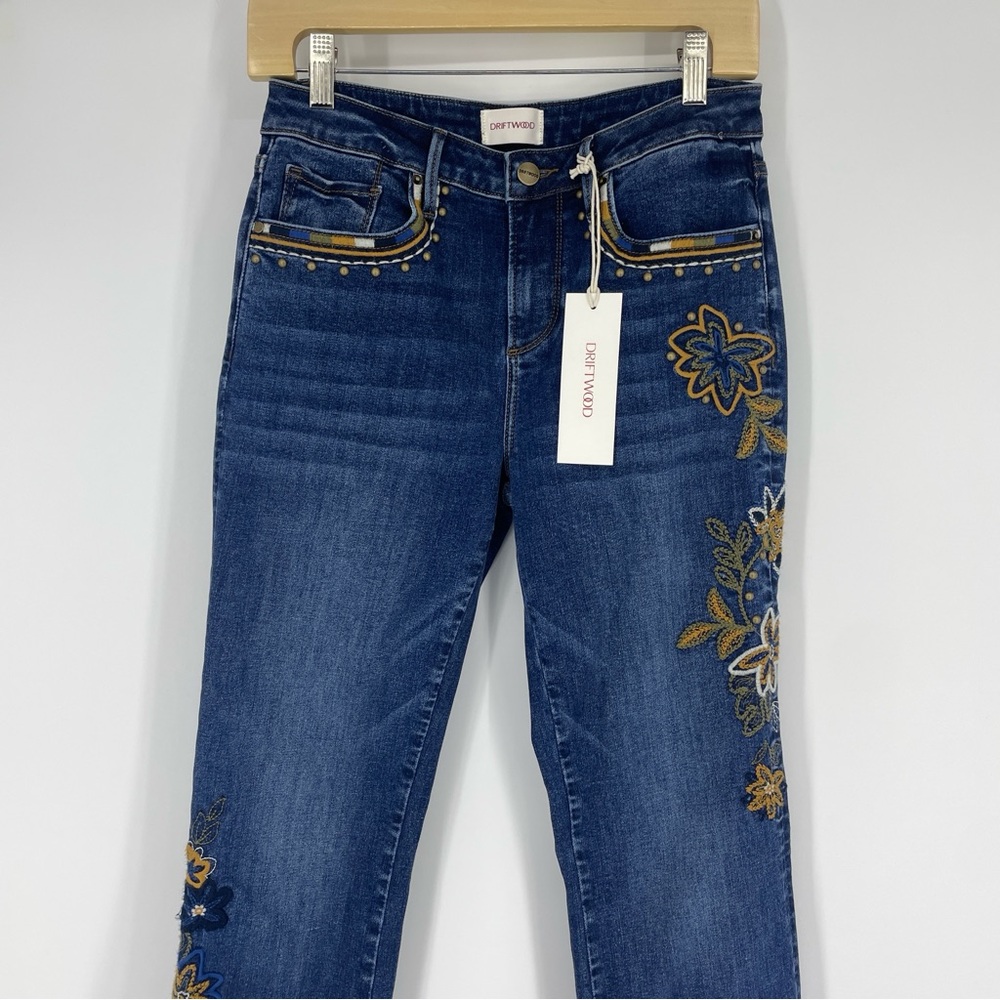 Driftwood Embroidered Kelly denim Jeans Size 26
Length 32.5 - Picture 2 of 9